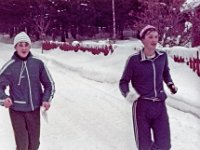 Naarila leiri 02  Jarmo Reiman ja Kalle Virtanen mäkiharjoituksessa Ankkurin Naarilan leirillä 1982