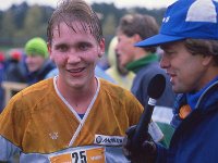 25Manna 1985 19  Jarmo Reiman haastattelussa ankkuriosuuden jälkeen 25Mannassa 12.10.1985. Sijoitus maalissa 10.