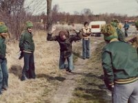 Tiomila 1976 04  Jukka Kivinen vauhdittomassa pituushyppykilpailussa