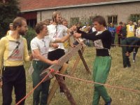 Turunmaan rastiviesti Askainen 1977 01  Juhani Kari lhett Pertti Pelto-Huikon matkaan Turunmaan Rastiviestiss Askaisissa elokuussa 1977.