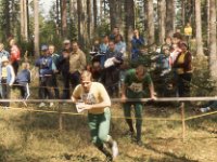 V-S pm-viesti  Somerniemi 1977 03  Ankkurin kakkosjoukkueen Jukka Kivinen lhett Heikki Paganuksen ankkuriosuudelle V-S pm-viestiss Somerniemell 22.5.1977